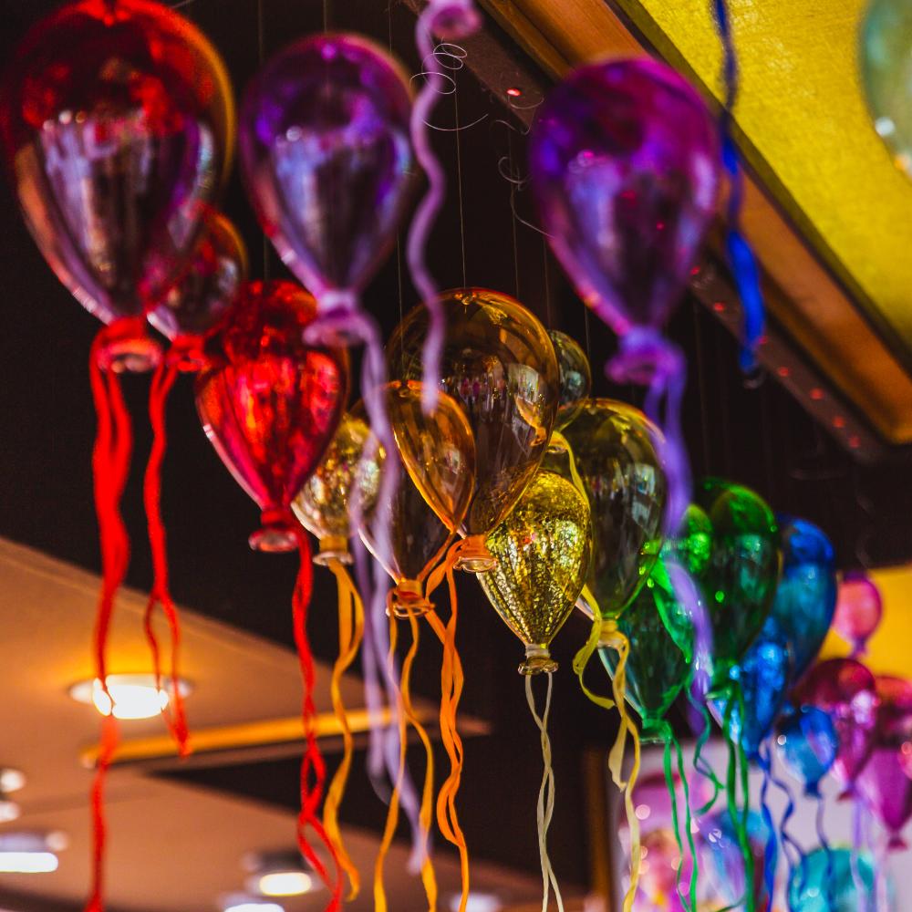 moulticoloured-group-of-glass-balloons-in-a-shop-o-2023-11-27-05-04-26-utc.jpg